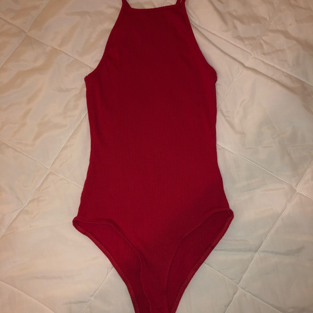 BASIC RED BODYSUIT